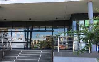 124 m² Commercial space in New Town Centre (Gateway)