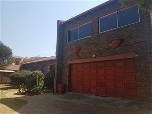 5 Bed House in Mulbarton