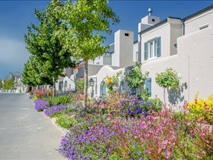 2 Bed House in Nooitgedacht Village