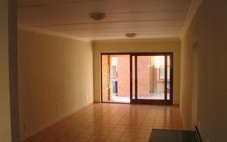 2 Bedroom Simplex in Willowbrook