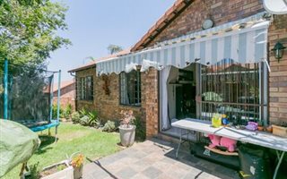 3 Bedroom Townhouse in Northwold