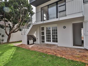 3 Bed Townhouse in Wynberg