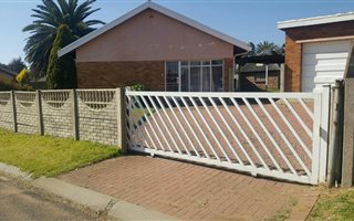 4 Bedroom House in Pullens Hope