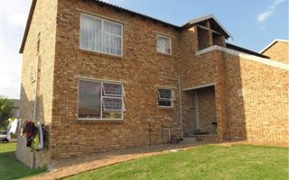 2 Bedroom Townhouse in The Reeds