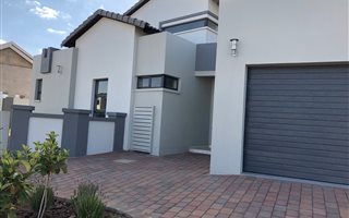 3 Bedroom House in Midstream Meadows