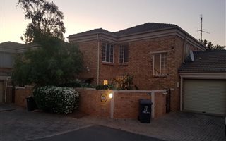 3 Bedroom Townhouse in Wilgeheuwel