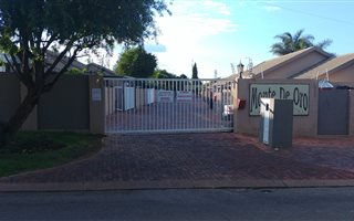 2 Bedroom Simplex in Allens Nek