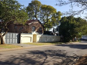 7 Bed House in Newlands