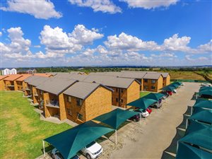 2 Bed Townhouse in Comet