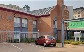 64 m² Office Space in Hatfield