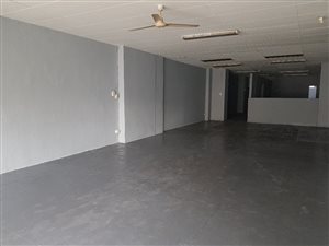 120 m² Retail Space in Congella