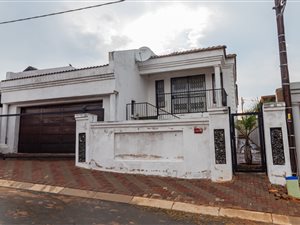 3 Bed House in Mahube Valley