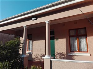 2 Bed House in Quigney
