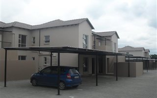 2 Bedroom Townhouse in Albertsdal