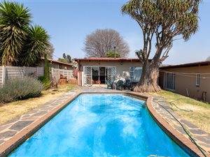 3 Bed House in Sophiatown