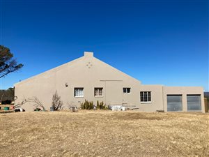 5 Bed House in Komga