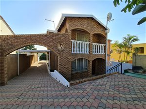 3 Bed House in Newlands East