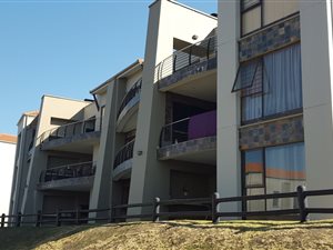 3 Bed Apartment in Emfuleni Golf Estate