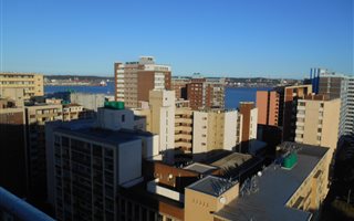 1 Bedroom Apartment in Albert Park