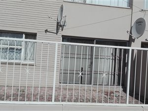 1 Bed Apartment in Port Elizabeth Central