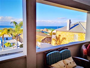 3 Bed Apartment in Mossel Bay Central