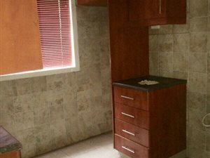 3 Bed Apartment in Oaklands