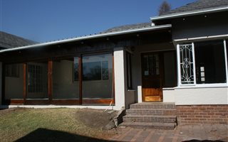 4 Bedroom House in Orchards
