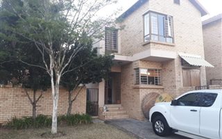 2 Bedroom Townhouse in Stonehenge