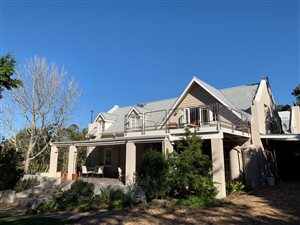 5 Bed House in Stanford