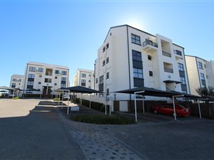 2 Bed Apartment in Greenstone Ridge