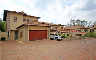 3 Bedroom Cluster in Oaklands