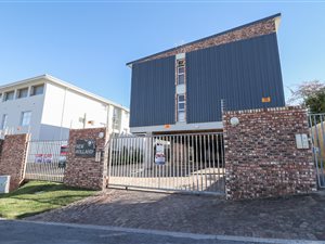 1 Bed Apartment in Oatlands