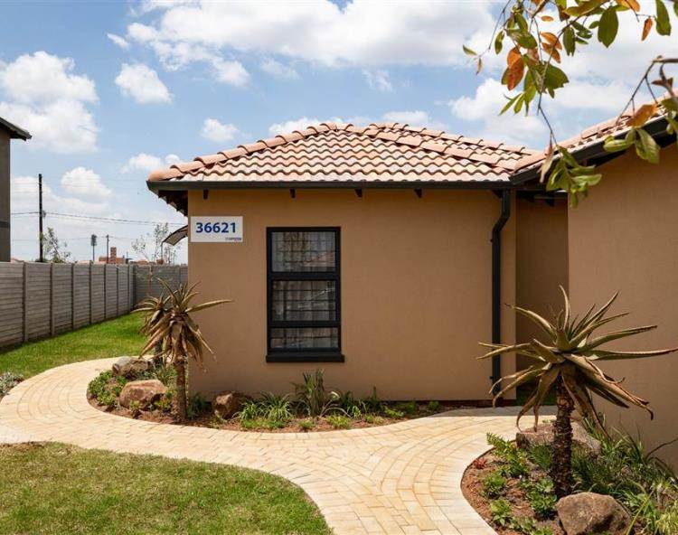 3 Bed House For Sale In Protea Glen T2955887 Private Property