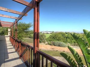 4 Bed House in Atlantic Beach Golf Estate