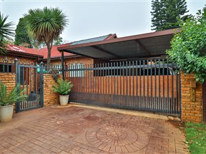4 Bed House in Garsfontein
