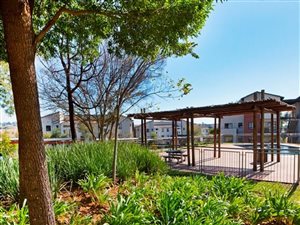 1 Bed Apartment in Jackal Creek Golf Estate