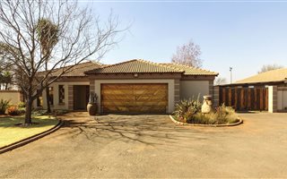 2 ha Farm in Delmas