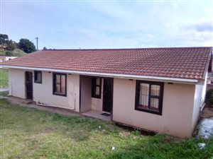 6 Bed House in Lovu