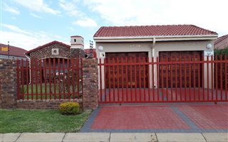 3 Bedroom House in Mafikeng