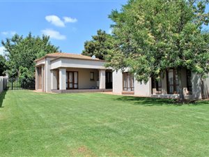 3 Bed House in Blue Valley Golf Estate