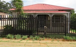 3 Bedroom House in Krugersdorp West