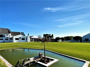 Farm in Long Acres