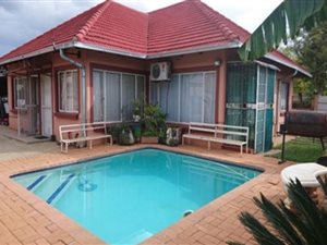 3 Bed House in Stilfontein