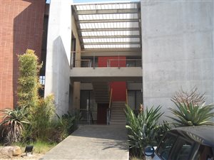517 m² Office Space in Maxmead