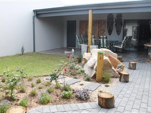 2 Bed House in Thornhill