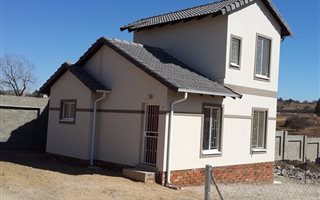 3 Bedroom House in Kya Sands