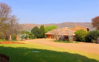 5 Bedroom House in Ruimsig