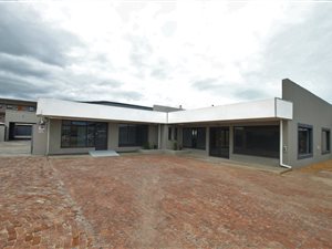 490 m² Commercial space in George Central