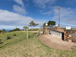 3.3 ha Land available in Hansmoeskraal