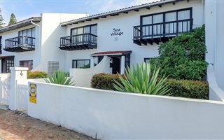 3 Bedroom Townhouse in Westcliff